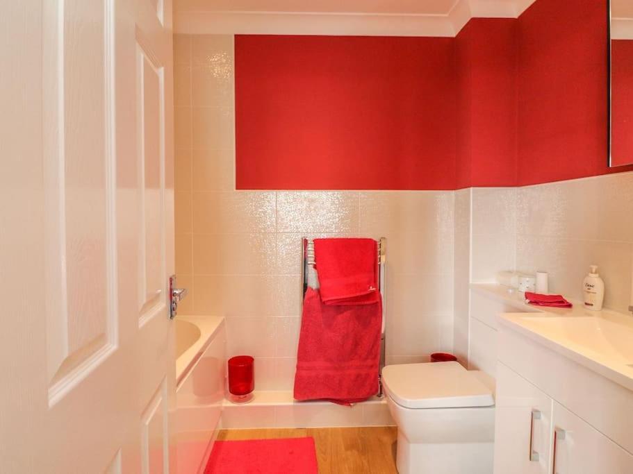 Stunning Seaviews - Beach House - Jacuzzi Bath Tub Littlestone-on-Sea Εξωτερικό φωτογραφία
